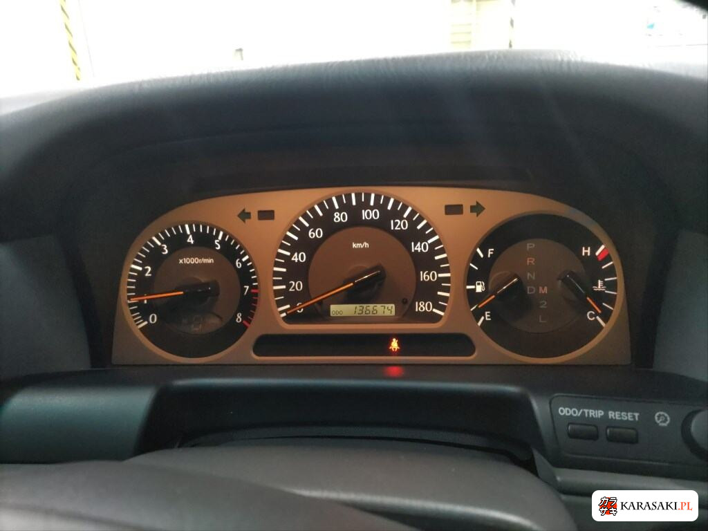 Toyota Crown 2000 z aukcji japońskiej