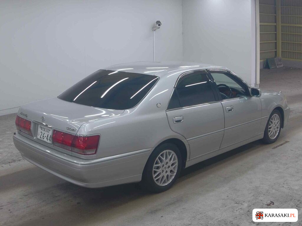 Toyota Crown 2000 z aukcji japońskiej