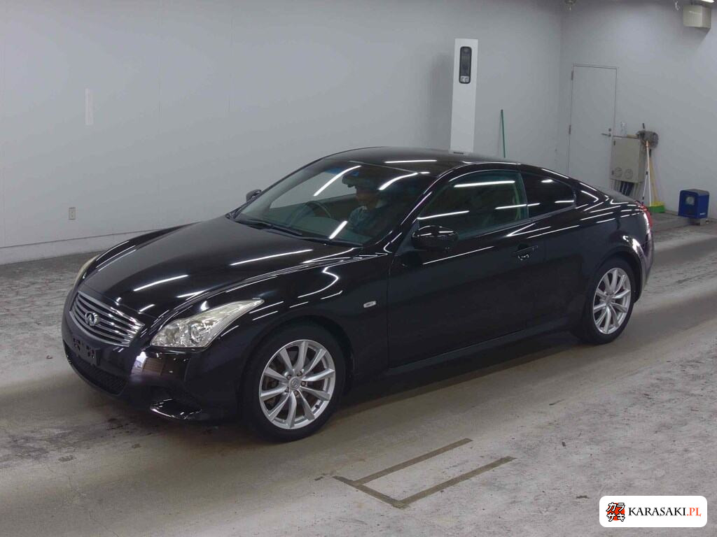 Nissan Skyline 2011 z aukcji japońskiej