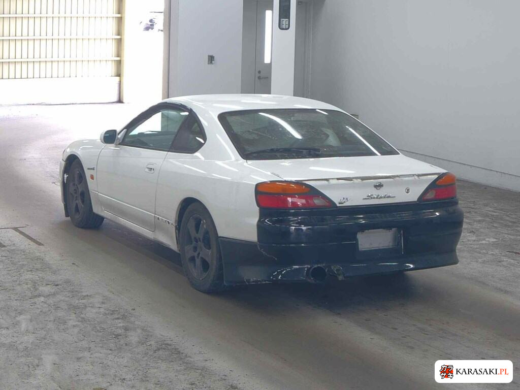 Nissan Silvia 2002 z aukcji japońskiej