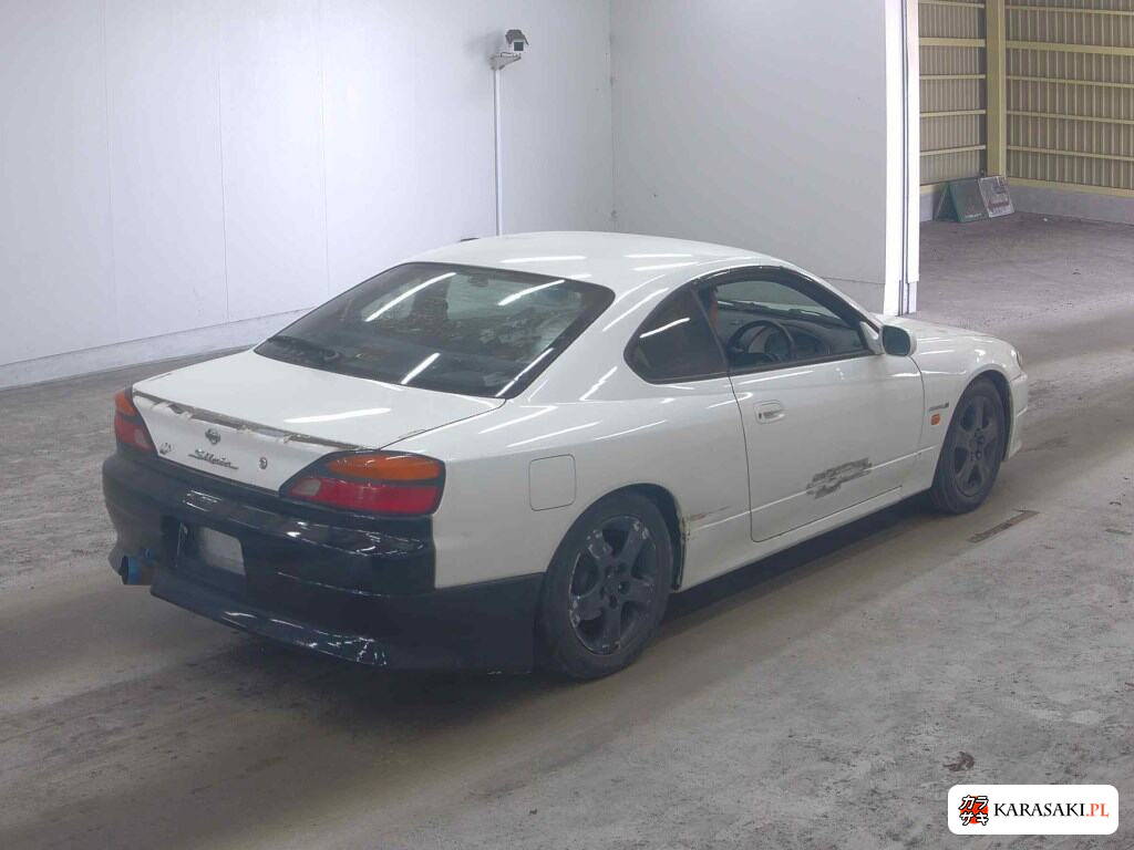 Nissan Silvia 2002 z aukcji japońskiej