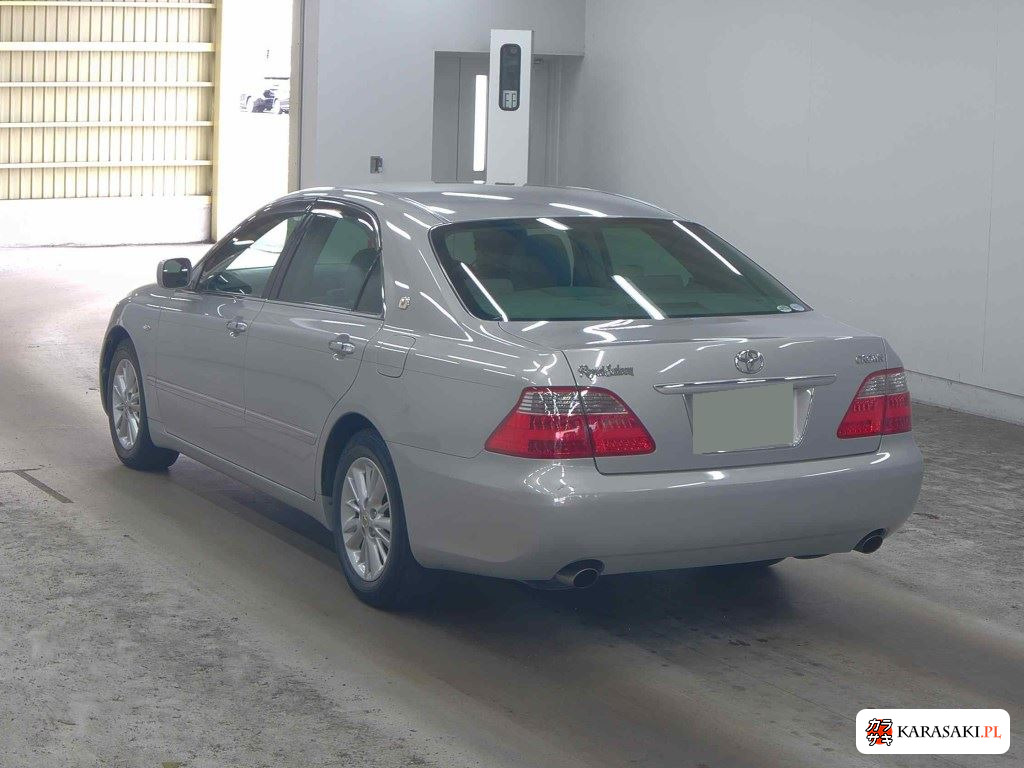Toyota Crown 2006 z aukcji japońskiej