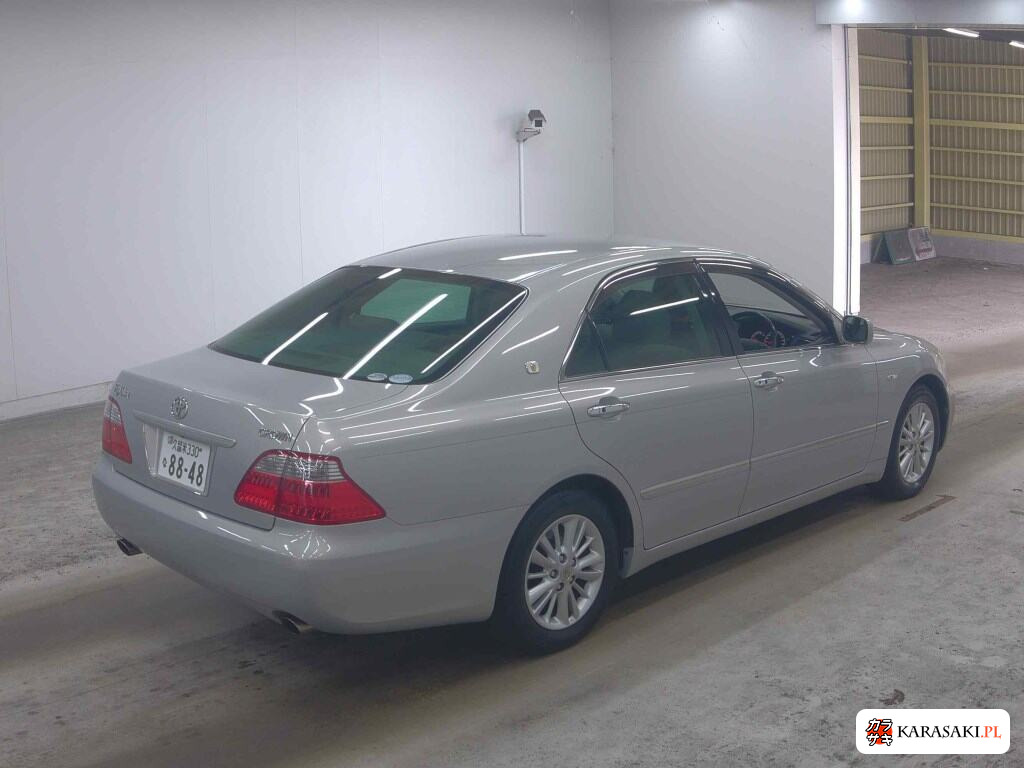 Toyota Crown 2006 z aukcji japońskiej