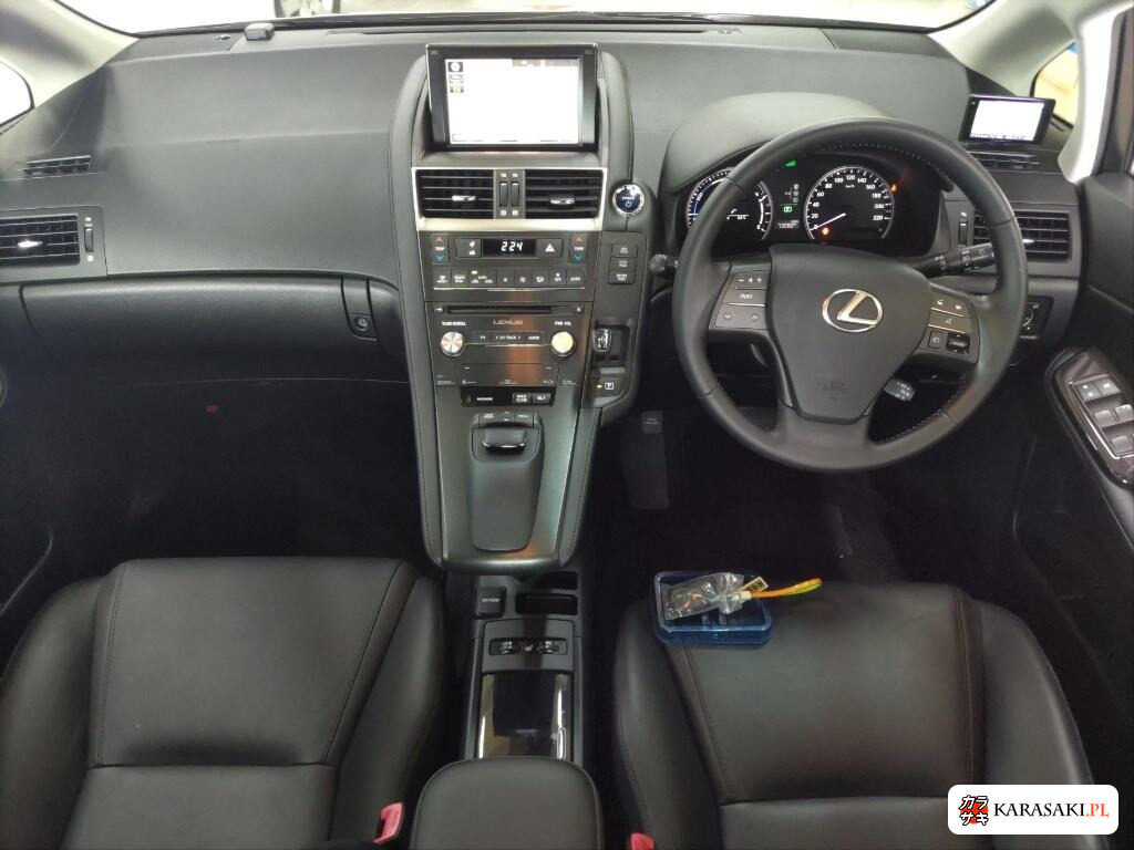Lexus HS 2016 z aukcji japońskiej