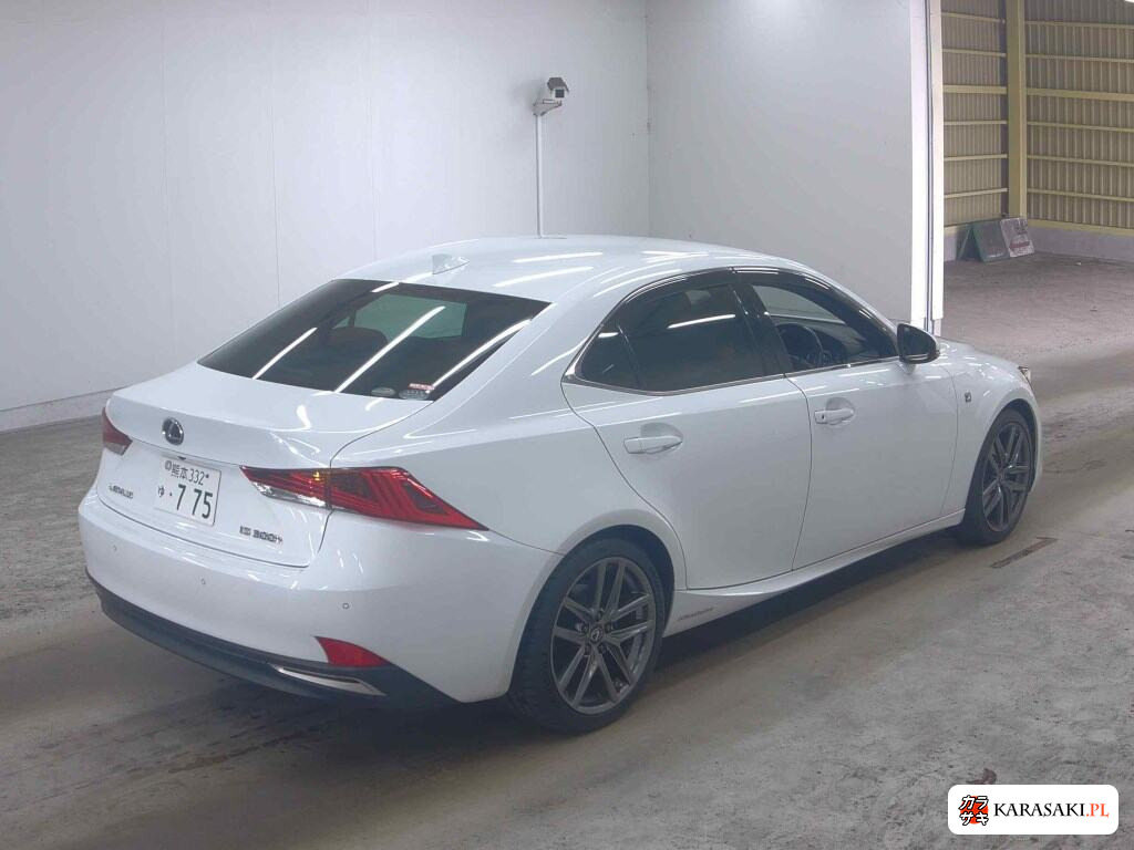 Lexus Is 2019 z aukcji japońskiej