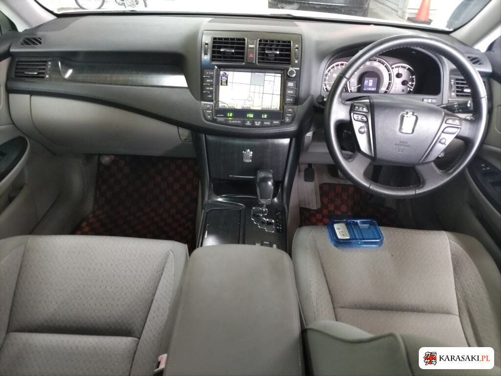 Toyota Crown 2008 z aukcji japońskiej