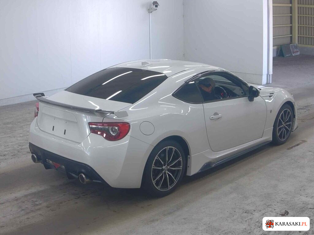 Toyota 86 2017 z aukcji japońskiej