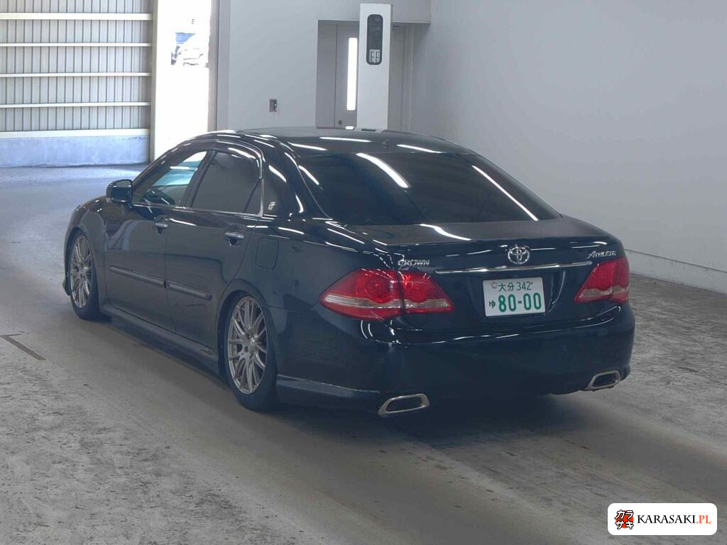 Toyota Crown 2008 z aukcji japońskiej