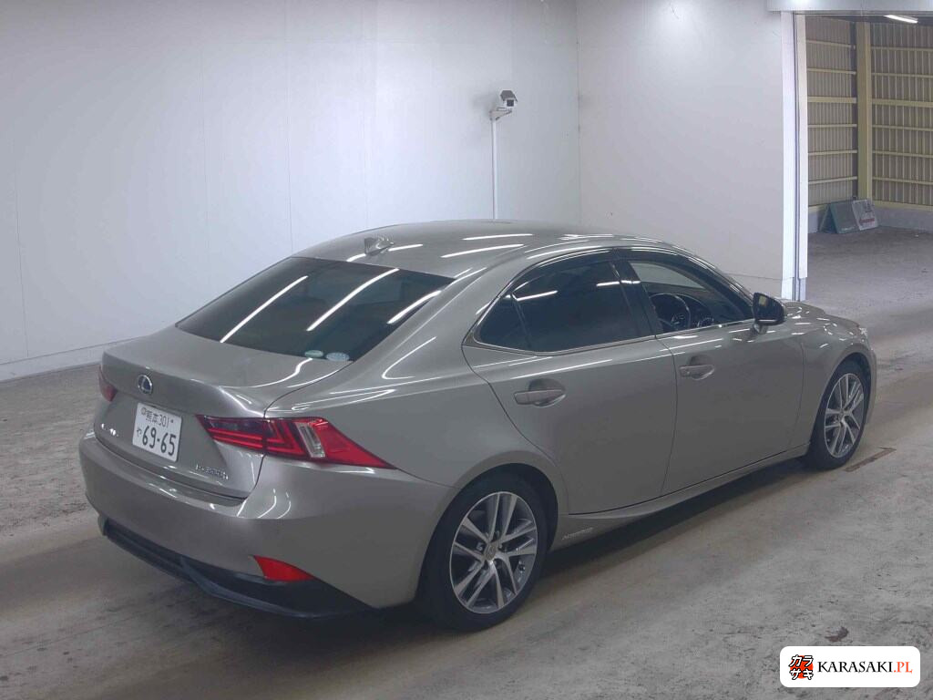 Lexus Is 2015 z aukcji japońskiej