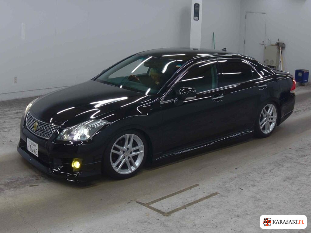 Toyota Crown 2011 z aukcji japońskiej