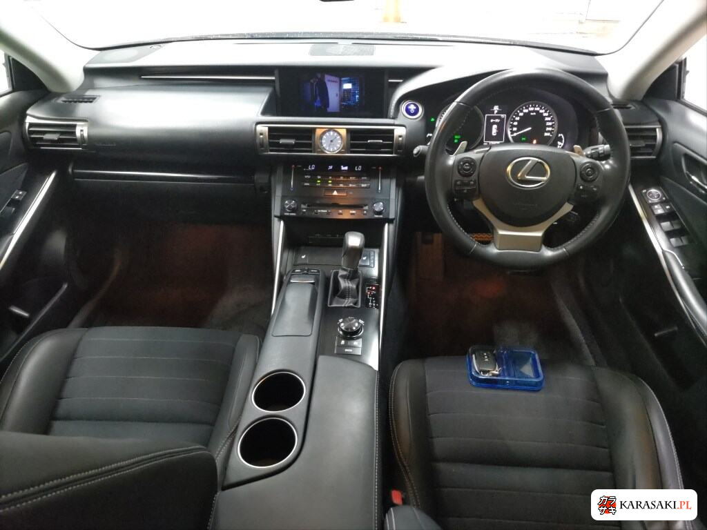 Lexus Is 2013 z aukcji japońskiej