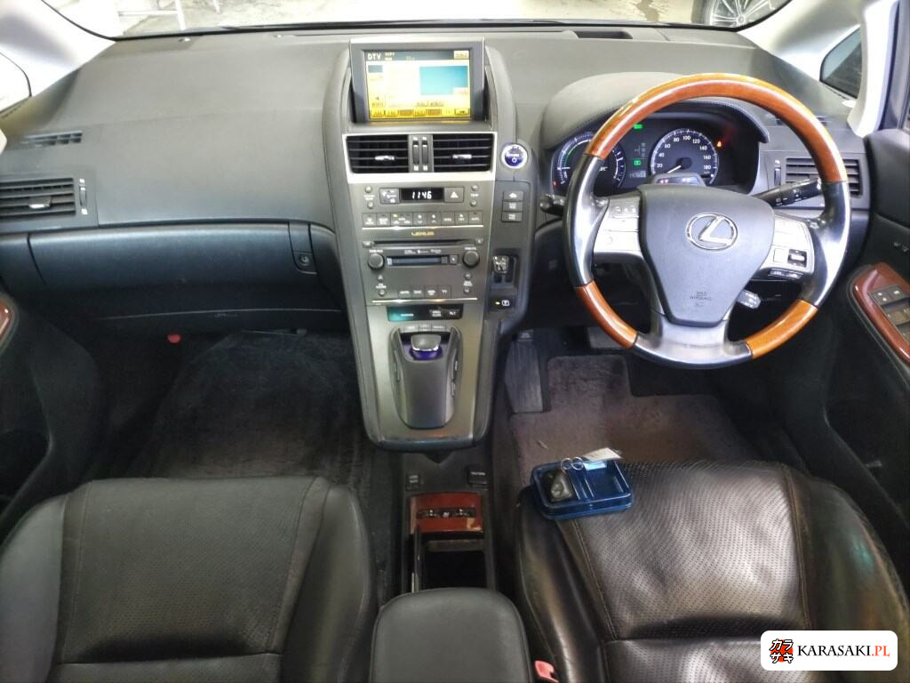 Lexus HS 2010 z aukcji japońskiej