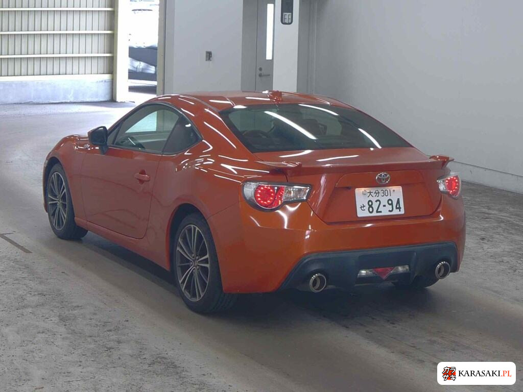 Toyota 86 2015 z aukcji japońskiej