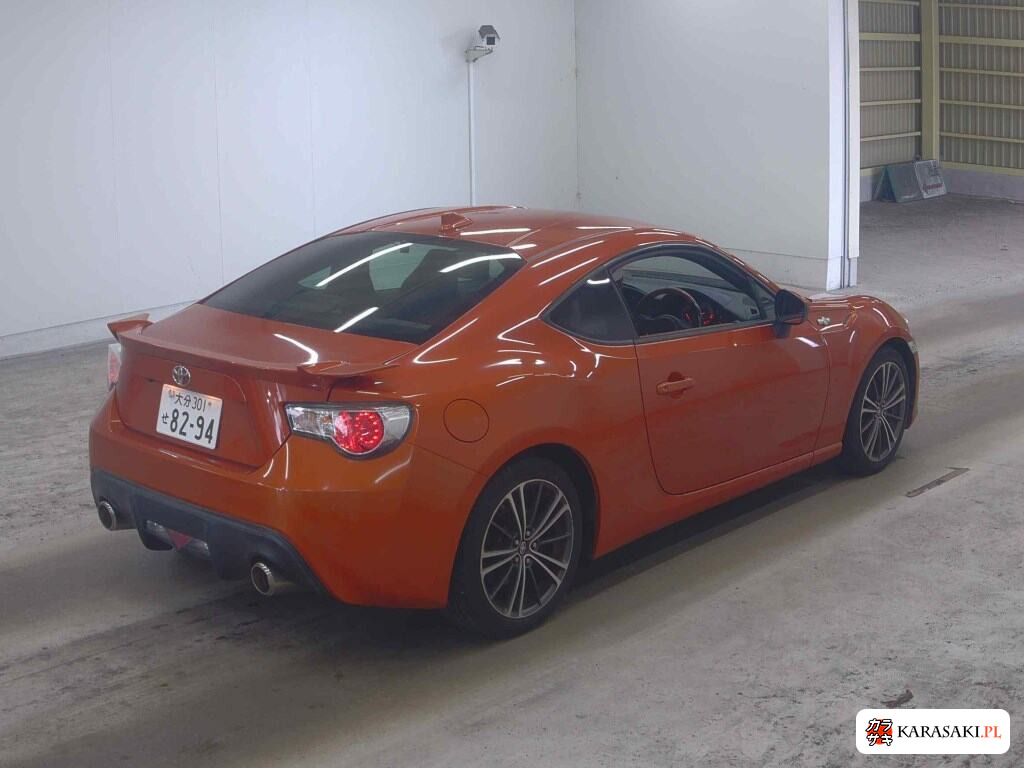 Toyota 86 2015 z aukcji japońskiej