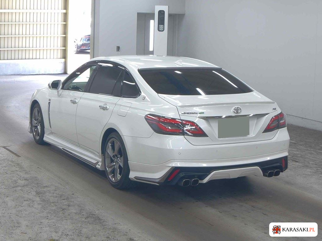 Toyota Crown 2019 z aukcji japońskiej