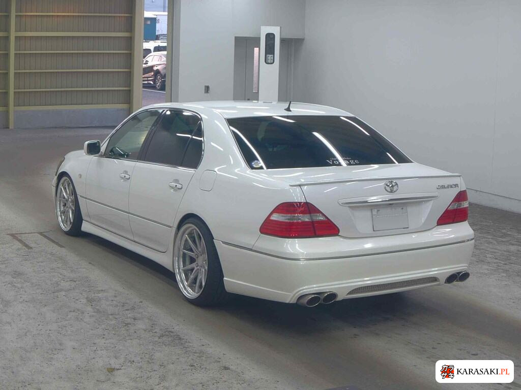Toyota Celsior 2003 z aukcji japońskiej