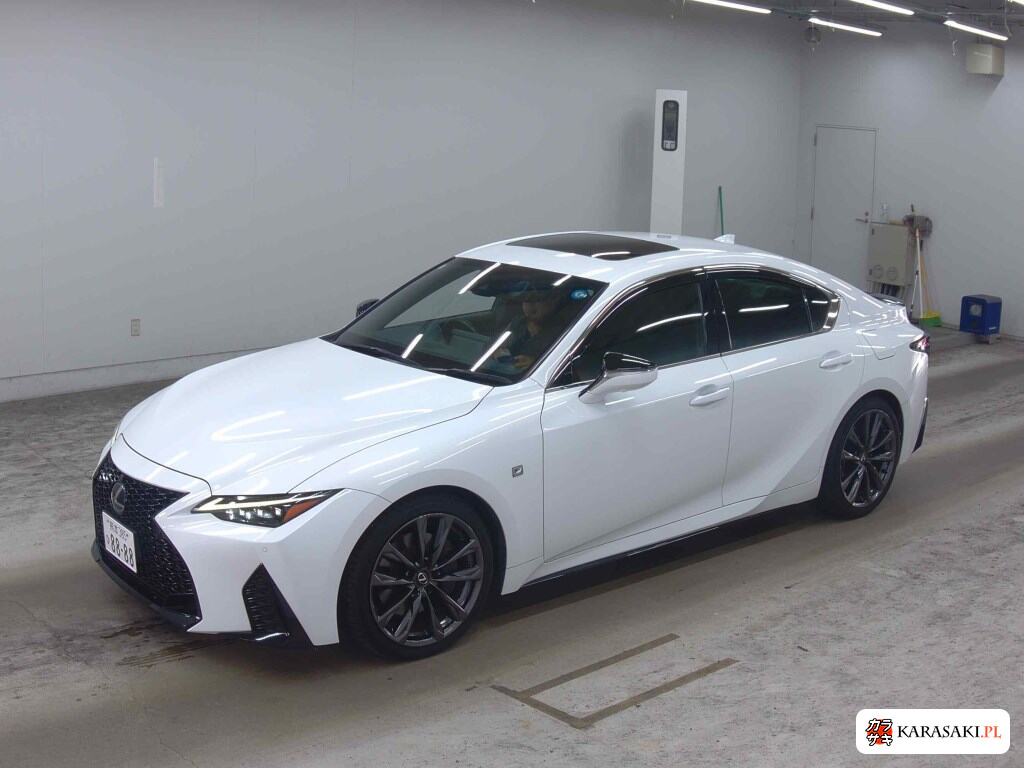 Lexus Is 2023 z aukcji japońskiej
