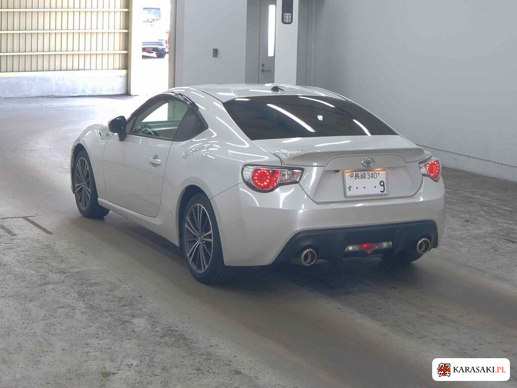 Toyota 86 2012 z aukcji japońskiej