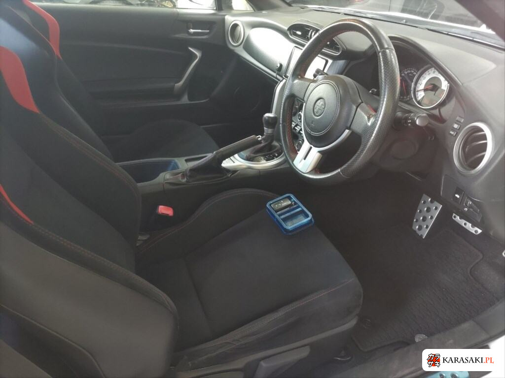 Toyota 86 2012 z aukcji japońskiej