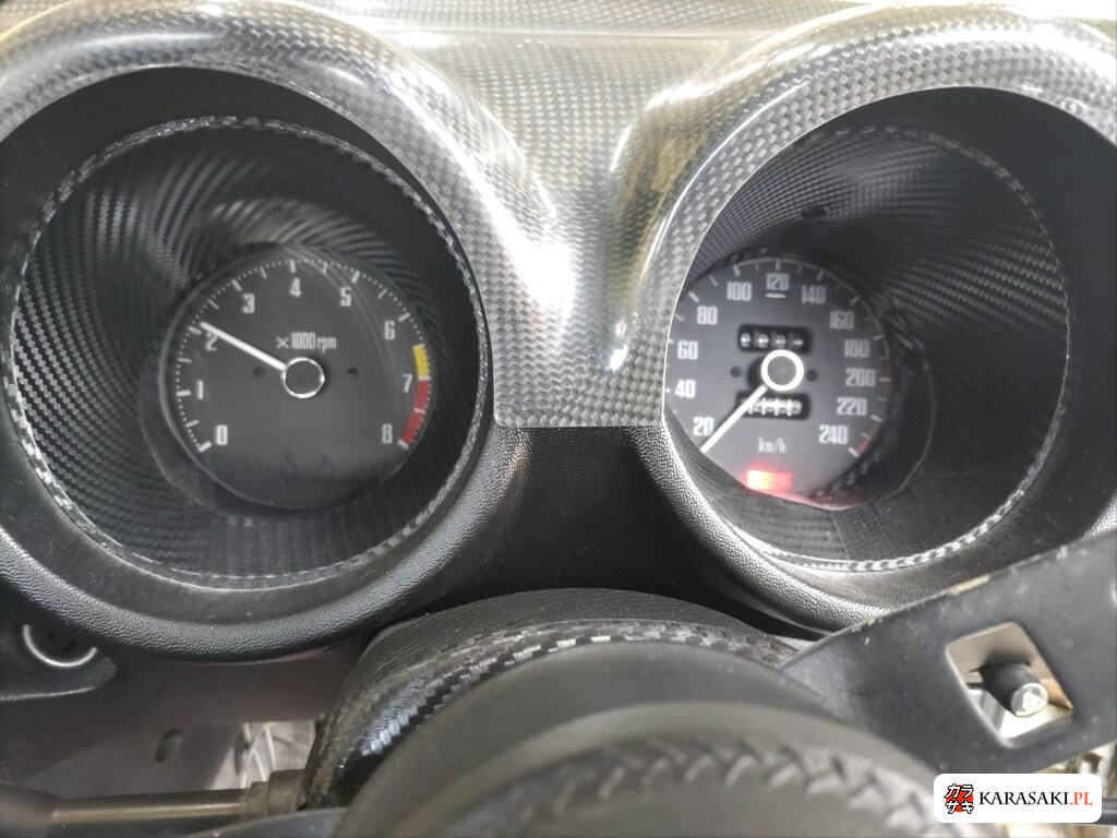 Nissan Fairlady Z 1975 z aukcji japońskiej