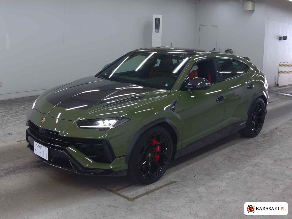 Lamborghini Urus 2026 z aukcji japońskiej