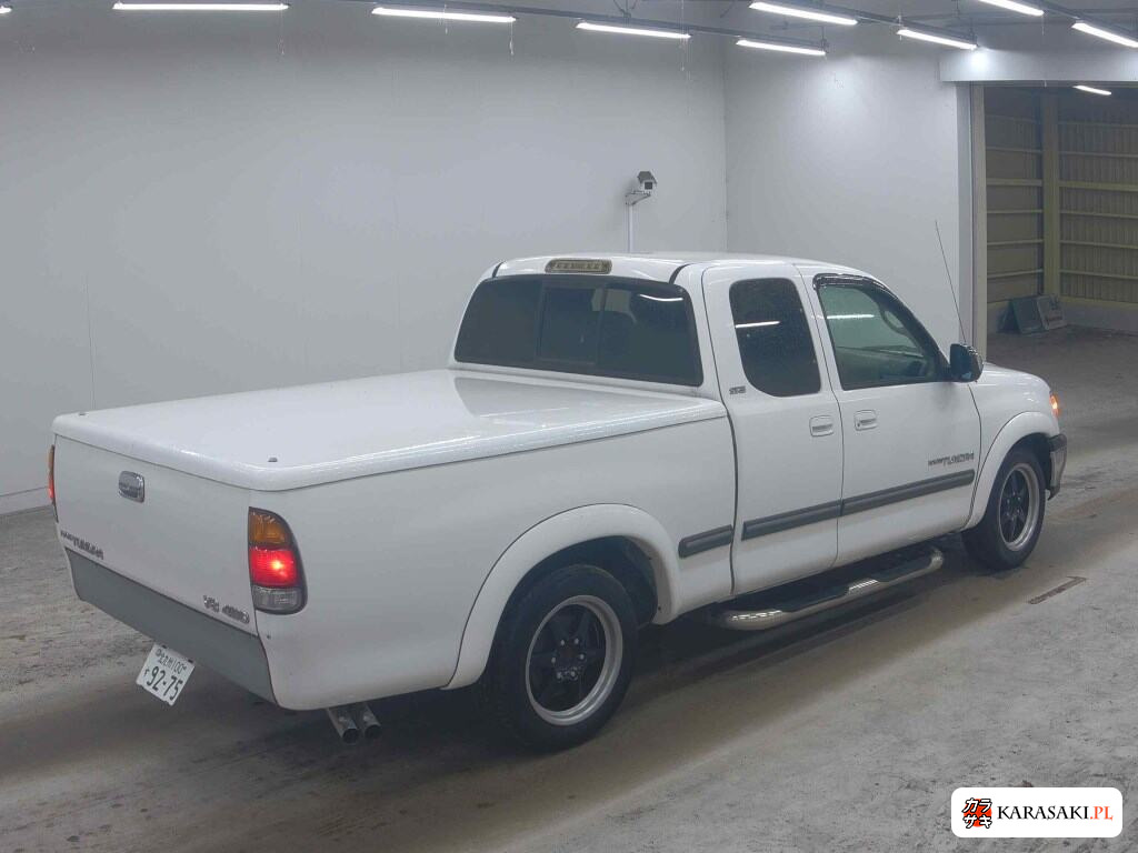 America Toyota Tundra 2005 z aukcji japońskiej