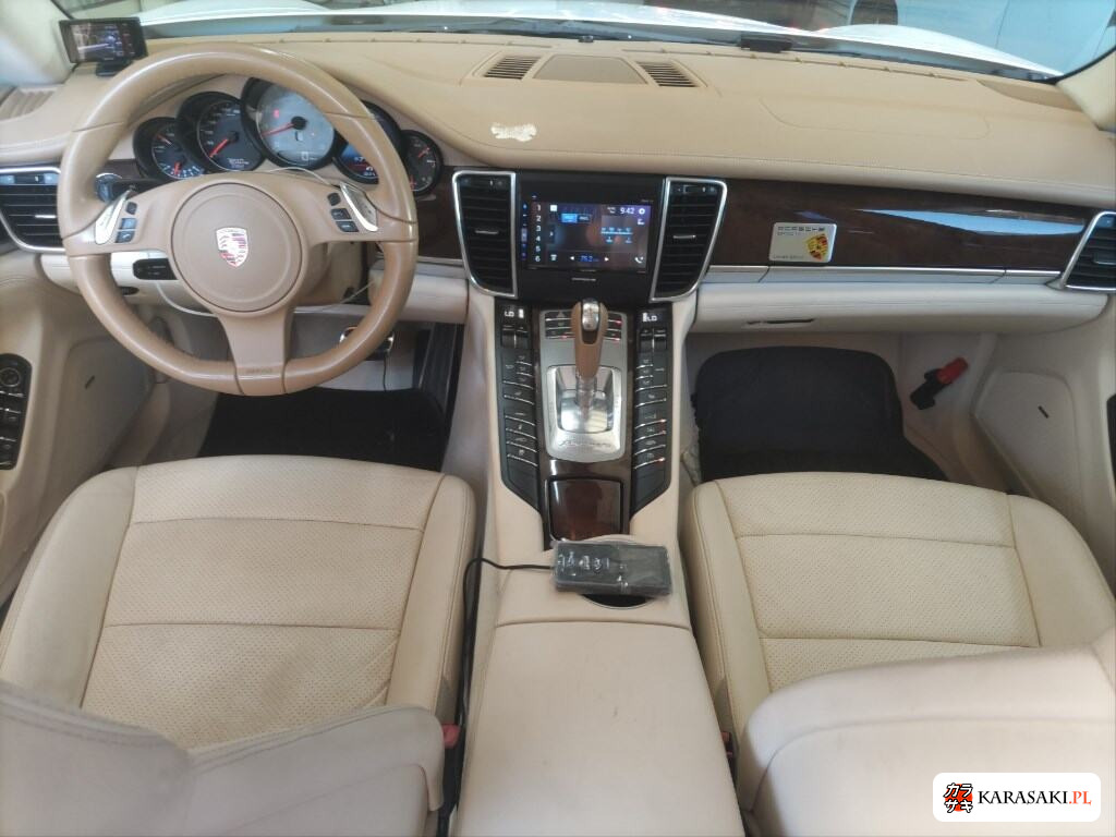Porsche Panamera 2010 z aukcji japońskiej