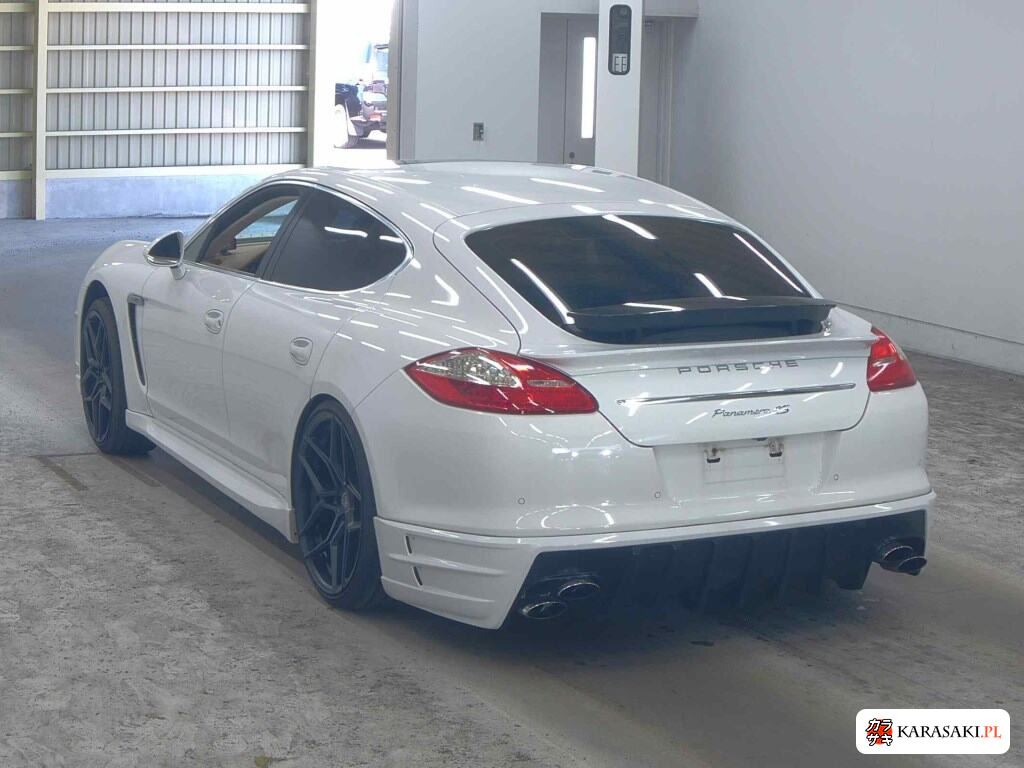 Porsche Panamera 2010 z aukcji japońskiej
