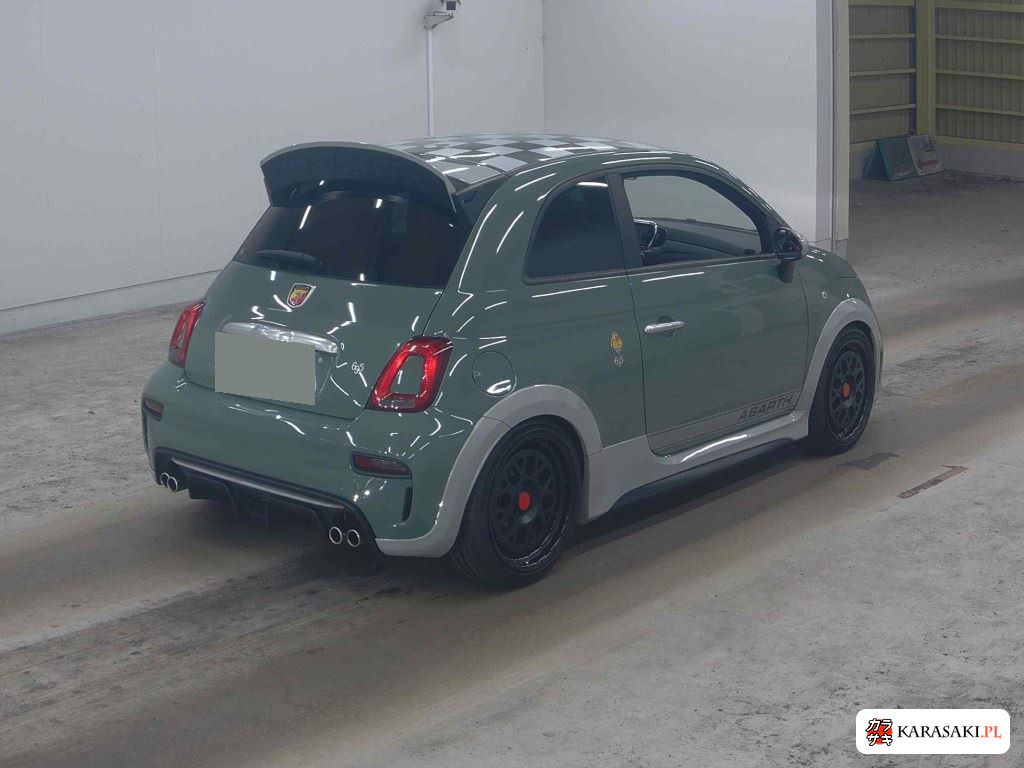 Abarth 695 Settanta 2020 z aukcji japońskiej