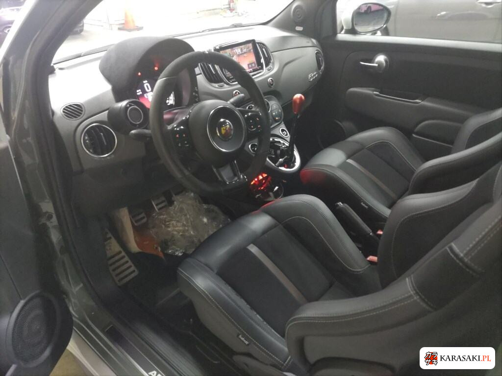 Abarth 695 Settanta 2020 z aukcji japońskiej