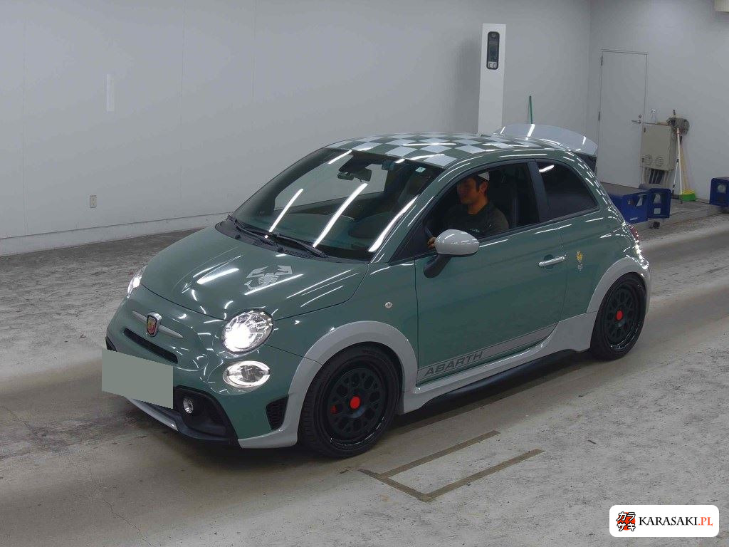 Abarth 695 Settanta 2020 z aukcji japońskiej