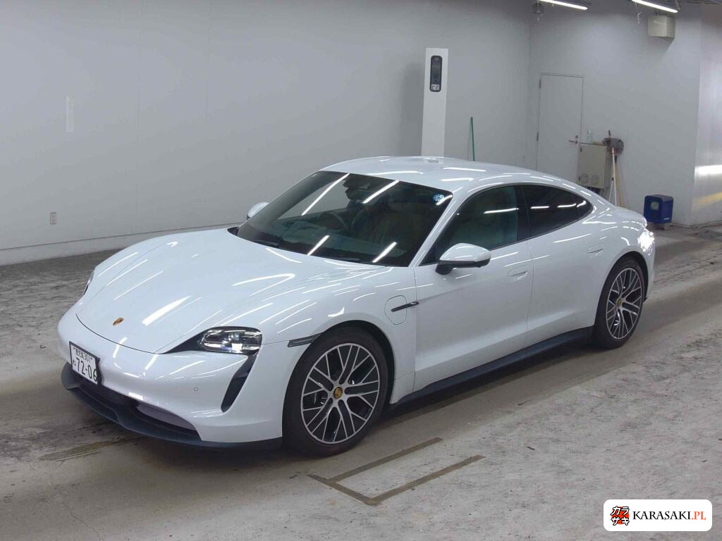 Porsche Taycan 2023 z aukcji japońskiej