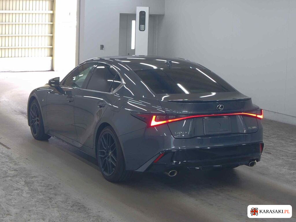 Lexus Is 2021 z aukcji japońskiej