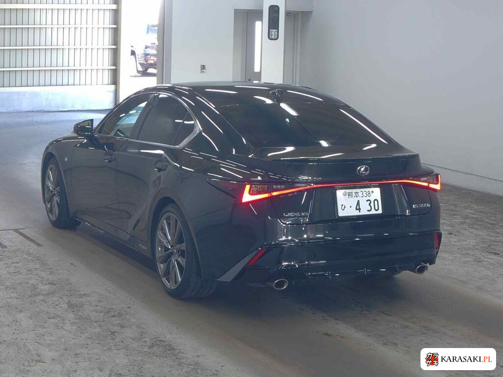 Lexus Is 2021 z aukcji japońskiej