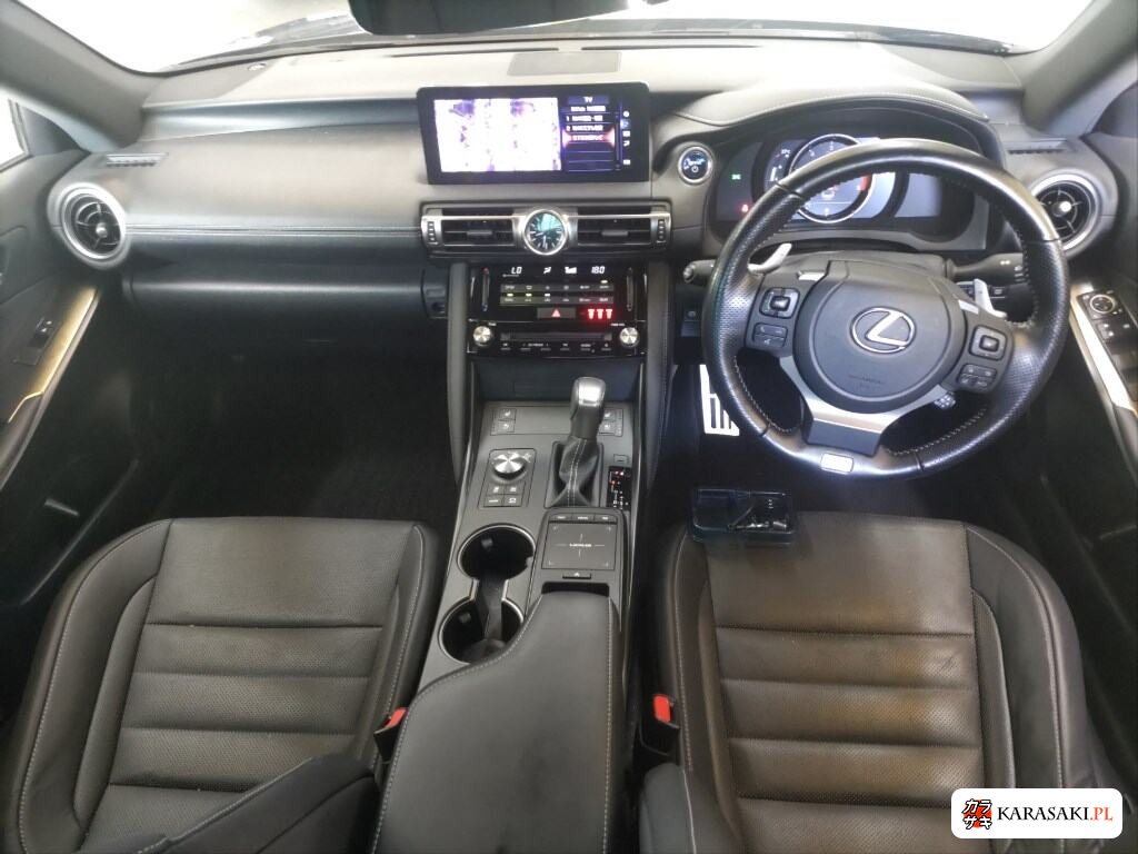 Lexus Is 2021 z aukcji japońskiej