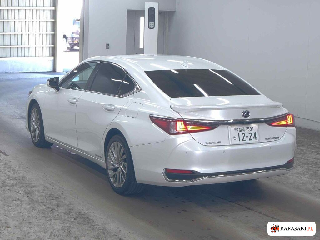 Lexus Es 2021 z aukcji japońskiej