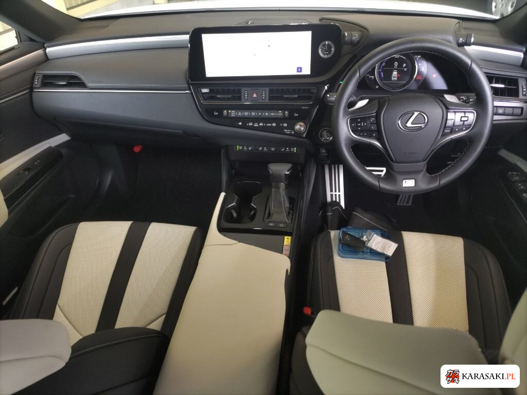 Lexus Es 2023 z aukcji japońskiej