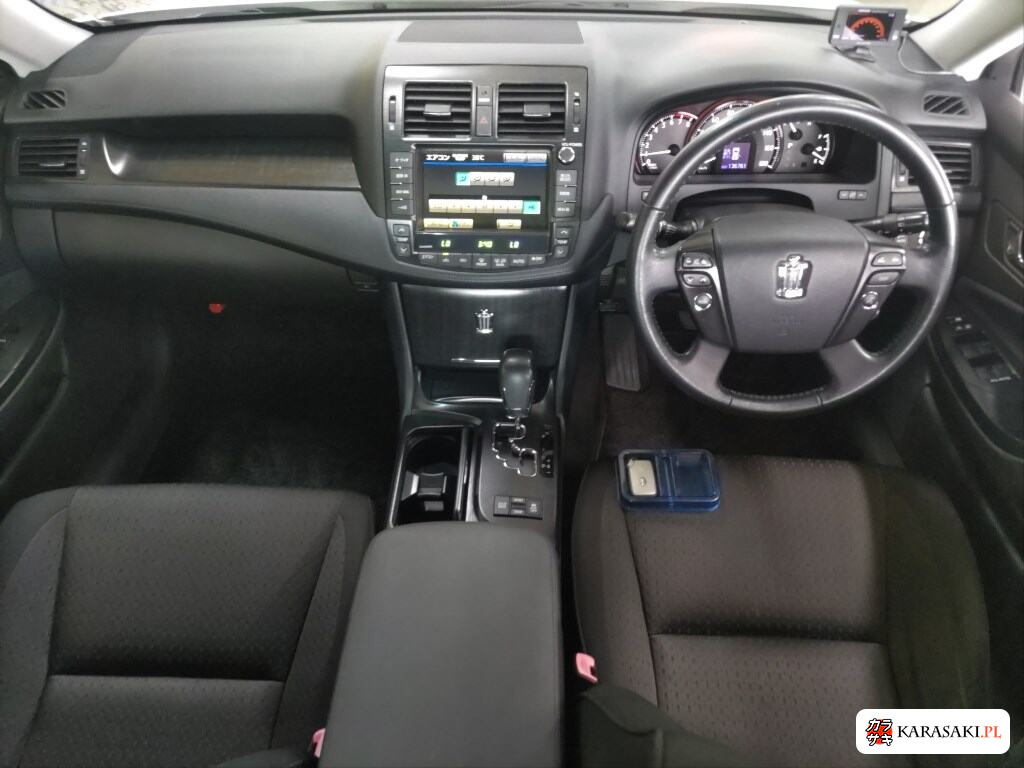 Toyota Crown 2008 z aukcji japońskiej
