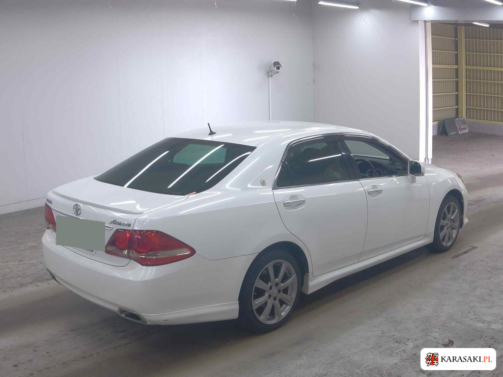 Toyota Crown 2008 z aukcji japońskiej