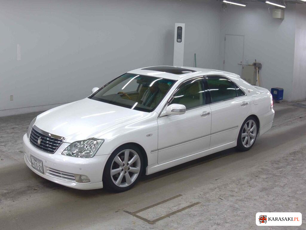 Toyota Crown 2004 z aukcji japońskiej