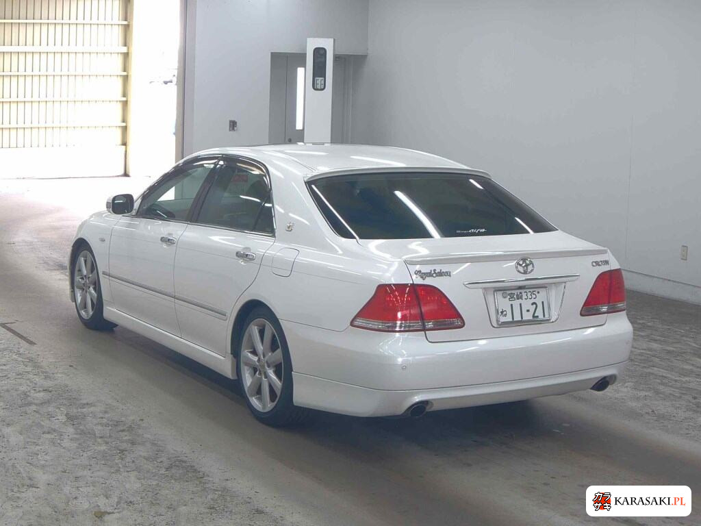 Toyota Crown 2004 z aukcji japońskiej