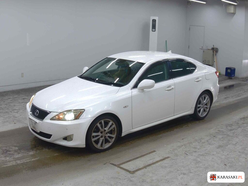 Lexus Is 2005 z aukcji japońskiej