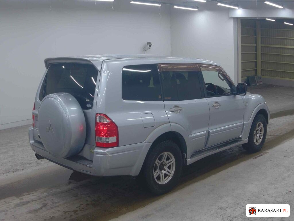 Mitsubishi Pajero 2004 z aukcji japońskiej