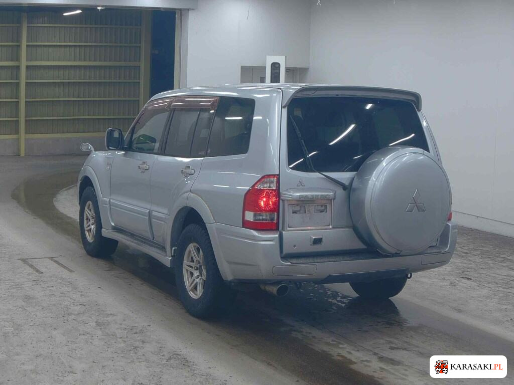 Mitsubishi Pajero 2004 z aukcji japońskiej
