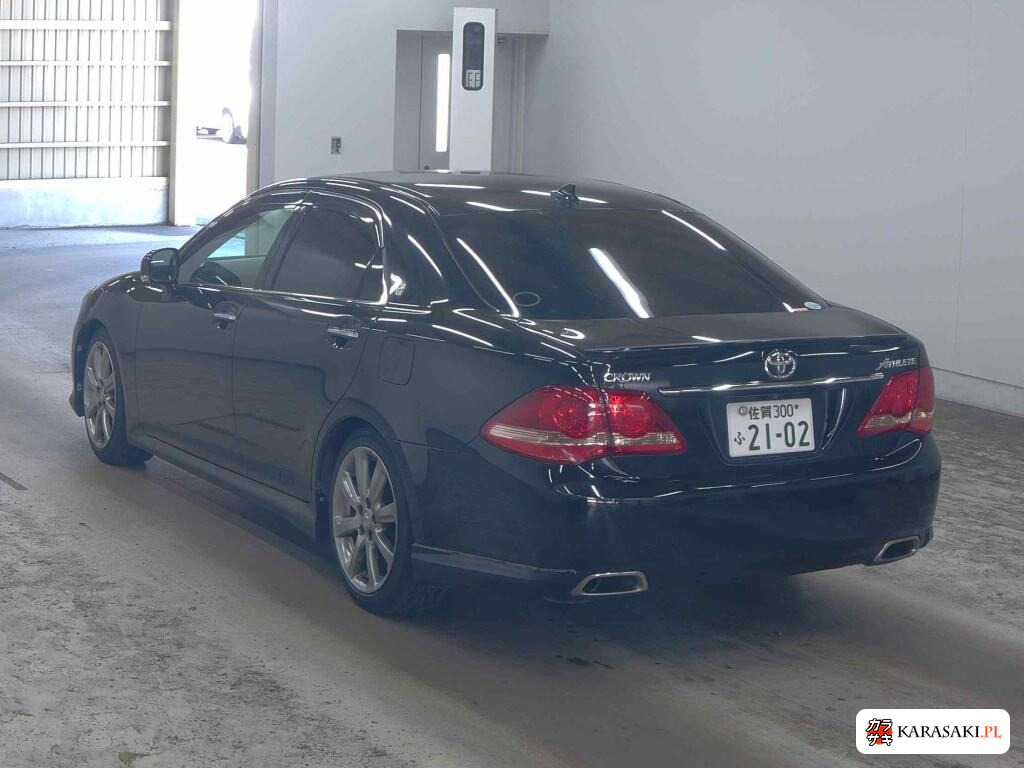 Toyota Crown 2008 z aukcji japońskiej
