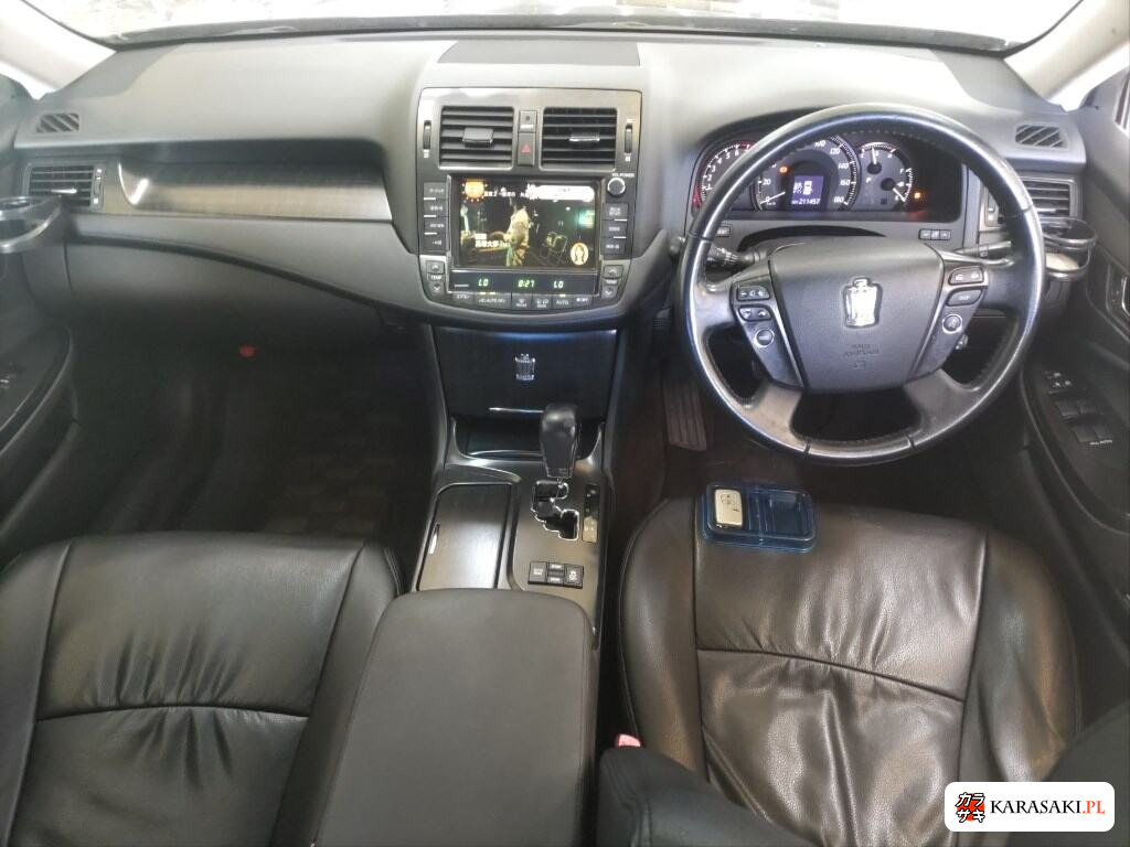Toyota Crown 2008 z aukcji japońskiej