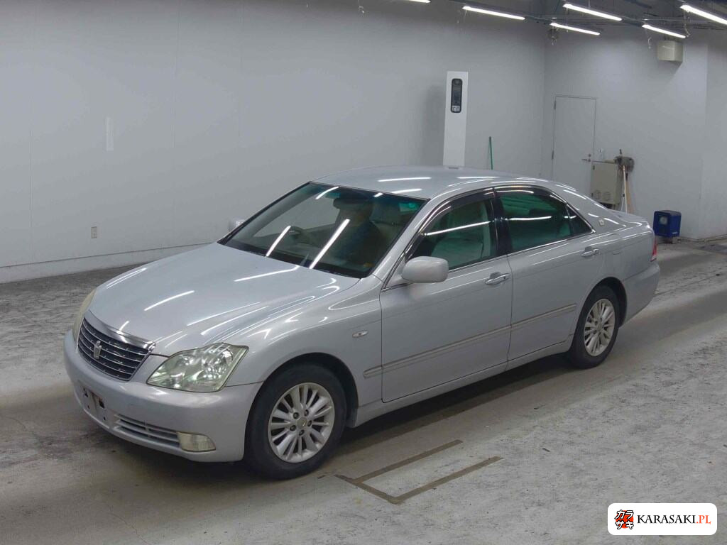 Toyota Crown 2004 z aukcji japońskiej