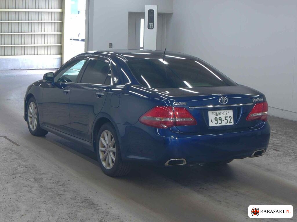Toyota Crown 2009 z aukcji japońskiej