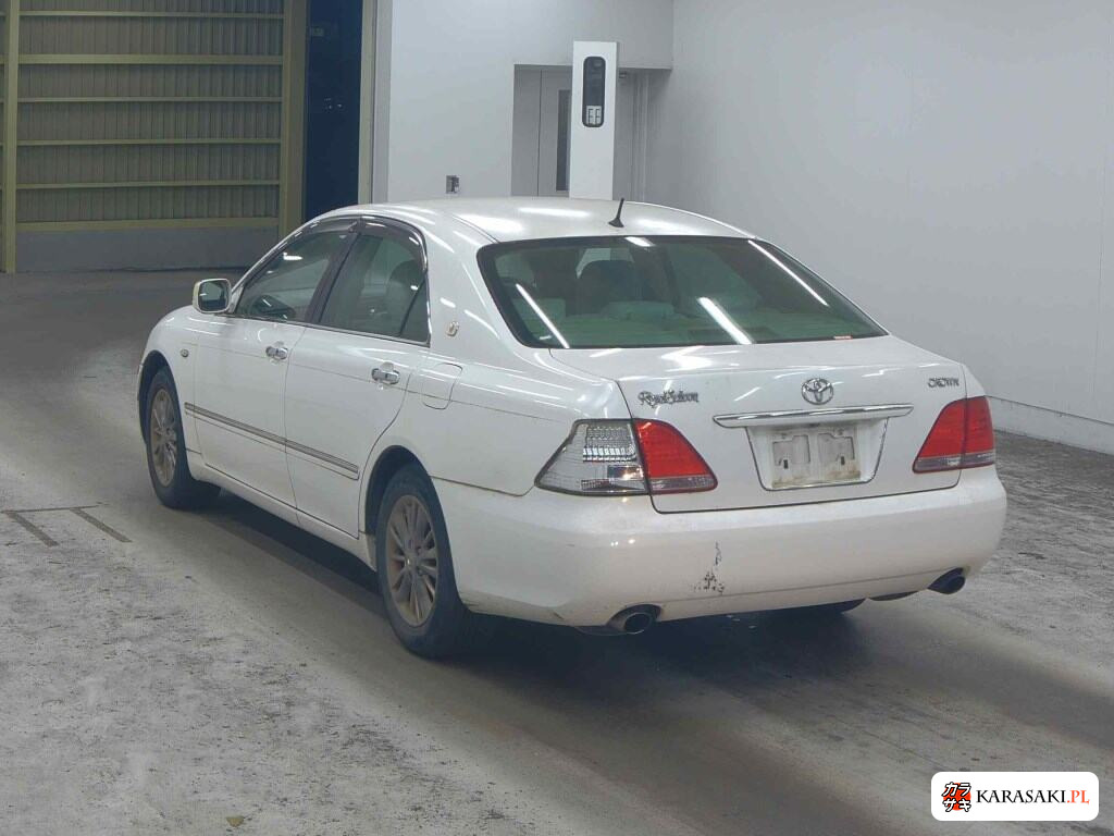 Toyota Crown 2005 z aukcji japońskiej