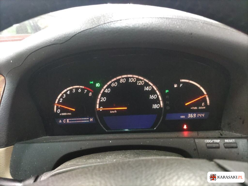 Toyota Crown 2005 z aukcji japońskiej